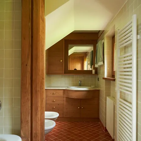 Beautiful Barn With Garden And Stunning View *