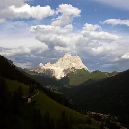 Chalet Beautiful Barn With Garden And Stunning View Colle Santa Lucia